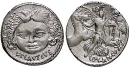 ROMANE REPUBBLICANE - PLAUTIA - L. Plautius Plancus (47 a.C.) - Denario - La Medusa di fronte /R L'Aurora conduce i cavalli del Sole B. 15; Cr. 453/1 ...