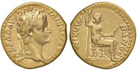 ROMANE IMPERIALI - Tiberio (14-37) - Aureo - Testa laureata a d. /R Livia seduta a d. con fiore e scettro C. 15 (40 Fr.) R (AU g. 7,57) Piccola tacca ...