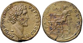 ROMANE IMPERIALI - Antonino Pio (138-161) - Sesterzio - Testa laureata a d. /R La Salute con scettro seduta a s. alimenta un serpente che si erge da a...
