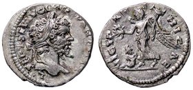 ROMANE IMPERIALI - Settimio Severo (193-211) - Denario - Testa laureata a d. /R La Vittoria stante a s. con corona e palma, ai suoi piedi un prigionie...