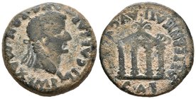 EMERITA AUGUSTA. As. Epoca de Tiberio. 14-36 a.C. Mérida (Badajoz). A/ Cabeza laureada de Tiberio a derecha. TI. CAESAR AVG. PONT. MAX. IMP. R/ Templo...