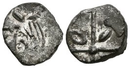 GALIA. Volcae-Tectosages. Dracma tipo "à la croix". Mediados del siglo II - Principios del siglo I a.C. Savès 2; LT 3192. Ar. 2,07g. MBC.