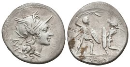 T. DIDIUS. Denario.113-112 a.C. Roma. R/ Cabeza con casco de Roma a derecha, debajo valor XVI, detrás monograma de ROMA. R/ Dos soldados luchando, uno...