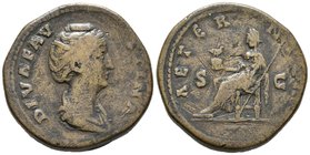 DIVA FAUSTINA I. Sestercio. 140-141 d.C. Roma. A/ Busto drapeado a derecha. DIVA FAVSTINA. R/ Aeternitas sedente a izquierda portando globo rematado c...