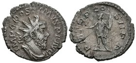POSTUMO. Antoniniano. 261 d.C. Treveri. A/ Busto radiado y drapeado con coraza a derecha. IMP C POSTVMVS P F AVG. R/ Póstumo con atuendo militar soste...