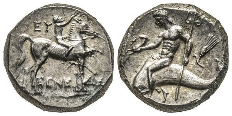 Didrachme ou Nomos, 272-240 avant J.C., AG 6.44 g.
Avers : Jeune à cheval couron...
