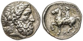 Royaume de Macedonie
Philip II 359-336 avant J.-C.
Tetradrachme, Pella, 359-354 avant J.C., AG 14.47 g.
Avers : Tête de Zeus laurée à droite 
Revers :...
