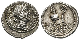 Gens Cassia - Q. Cassius Longinus 
Denarius, atelier militaire peut être Smyrne, 42 avant J.C., AG 3.50 g.
Avers : C CASSI IMP LEIBERTAS Tête de Liber...