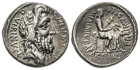 Gens Memmia - C. Memmius
Denarius, Rome, 56 avant J.C., AG 3.85 g.
Avers : Tête de Quirinus à droite 
Revers : Cérès assise à droite avec épis et torc...