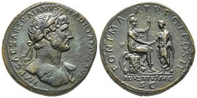 Hadrianus 117-138
Sestertius, Rome, 118, AE 27.79 g. Avers : IMP CAES TRAIANVS HADRIANVS AVG Buste lauré à droite Revers : PONT MAX TR POT COS II en b...