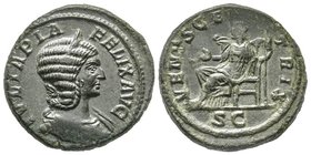Caracalla pour Julia Domna Dupondius, Rome, 216, AE 10.00 g. Avers : IVLIA PIA FELIX AVG Buste drapé de Julia Domna à droite, la chevelure en tresses ...