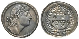 Silique, Antiochie, 337-347, AG 3.20 g.
Avers : Tête diademée à droite
Revers : VOTIS XV MVLTIS XX ANT dans une couronne
Ref : C. -, RIC 35, Sear 1792...