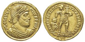 Julianus II 360-363
Solidus, Sirmium, 361-363, AU 4.45 g. Avers : FL CL IVLIANVS PP AVG Buste de Julian à diadème de perles, drapé et cuirassé à droit...