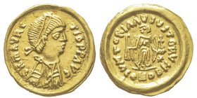 Monnayage au nom de Maurice Tiberius 582-602
Tremissis, Pavia, AU 1.40 g. 
Ref : MEC I 301
Conservation : Superbe. Très Rare