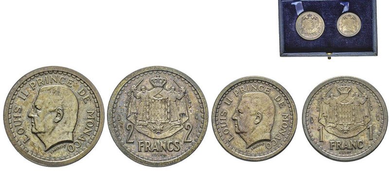 Monaco, Louis II 1922-1949
Coffret avec 1 et 2 Francs ESSAI, AG 5.2 et 10.4 g.
R...
