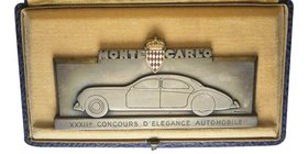 Monaco, Louis II 1922-1949
Plaque uniface XXVIIe concours d'élégance automobile de Monte-Carlo, 1951, Bronze argenté 135 g. 105 X 50 mm
Avers : XXII...