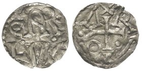 Carolingiens
Charlemagne 768-814
Denier, Arles, AG 1 g.
Avers : CARo/ LVS séparées par trois besants
Revers : Croix, accostée de A, X, R, D, I et S
Re...