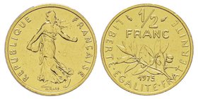 Cinquième République 1959 à nos jours 
Piéfort de 1/2 Franc Semeuse, 1975, AU 18.5 g.
Ref : GEM 91.P3
Conservation : PCGS SP63
Quantité : 40 exemplair...