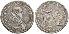 Innocenzo X (Giovanni Battista Pamphiji) 1644-1655
Piastra, Roma, 1645, AG 31.16 g.
Ref : Munt. 12a, Berman 1814, Dav. 4064
Conservation : presque TTB...