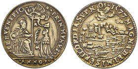 Sebastiano Venier 1577-1578
Osella, 1577, AG dorata 9.8 g.
Averes : SEB VENERIO PRIN MVNVS ANNO I San Marco seduto in trono porge lo stendardo al Do...