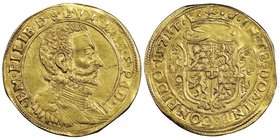 Emanuele Filiberto Duca 1559-1580
Doppia con il busto, Torino, 1571, AU 6.41 g.
Avers : EM FILIB D G DVX SAB P PED Busto corazzato,
a destra, che in b...
