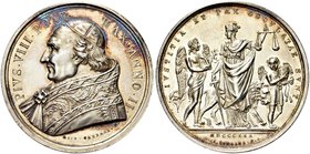 ROMA
Pio VIII (Francesco Saverio Castiglioni), 1829-1830.
Medaglia 1830 a. II opus G. Cerbara.
Ag gr. 32,54 mm 43
Dr. PIUS VIII PONT MAX ANNO II. ...