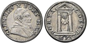 ROMA
Clemente X (Emilio Altieri), 1670-1676.
Grosso 1675.
Ag gr. 1,63
Dr. CLEMENS X PONT MAX. Busto a d. con camauro, mozzetta e stola.
Rv. PORTA...