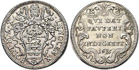 ROMA
Innocenzo XI (Benedetto Odescalchi), 1676-1689.
Giulio 1685 a. X.
Ag gr. 3,01
Dr. INNOCEN XI - PONT M A X. Stemma Odescalchi oblungo ovale, s...