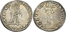 VENEZIA
Leonardo Loredan Doge LXXV, 1501-1521.
Mocenigo o Lira.
Ag gr. 6,49
Dr. LEONAR LAUREDANVS S M VENET. San Marco, stante, porge il vessillo ...