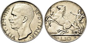 REGNO D’ITALIA
Vittorio Emanuele III, 1900-1943.
10 Lire 1926 bordo stretto Roma, Biga.
Ag
Dr. Testa del sovrano rivolta a s.
Rv. Biga trainata d...