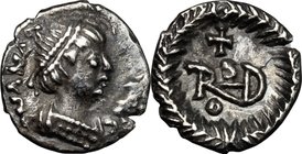 Ostrogothic Italy, Theoderic (493-526). AR Quarter Siliqua in the name of Anastasius I, Ravenna mint, 493-518 AD. D/ DN ANAS [ ]. Pearl-diademed and m...