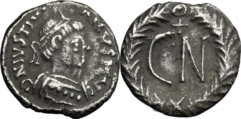 Ostrogothic Italy. AR 250 Nummi in the name of Justinian I (527-565). Pseudo-Imp...