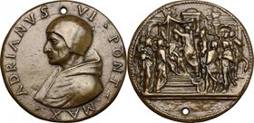 Adriano VI (1522-1523), Adriaan Florenszoon Boeyens. Medaglia di restituzione fusa, fine XVI sec. D/ ADRIANVS VI PONT MAX. Busto a sinistra con camaur...