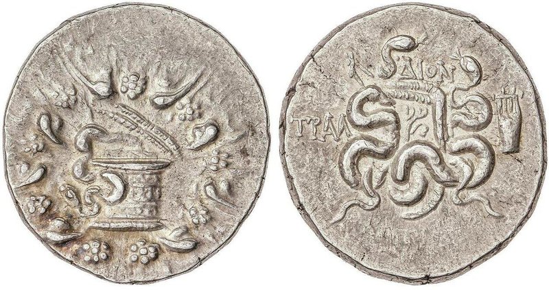 GREEK COINS
Tetradracma Cistóforo. 189-133 a.C. TRALLEIS. LYDIA. Anv.: Cista mí...