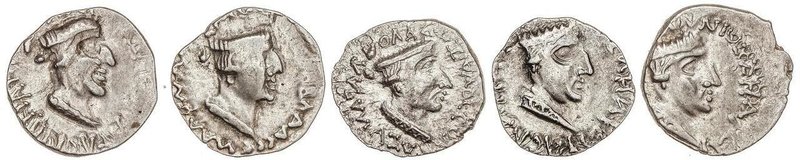 GREEK COINS
Lote 5 monedas Dracma. Siglo I d.C. KSHAHARATAS. NAHAPANA. INDO-ESC...