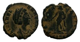 Helena (324-329 AD). AE Half Follis

Condition: Very Fine

Weight: 1.22 gr
Diameter: 13 mm