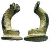 Ancient Roman Dolphine Fitting. C. 1st / 3th AD.

Condition: Very Fine

Weight: 11.17 gr
Diameter: 27.00 mm