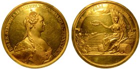 RUSSIA. Caterina II (1762-1796). Medaglia in oro.
Busto incoronato a d., con capelli raccolti e preziosi gioielli. R/ Ceres seduta verso s. su fascin...