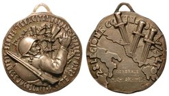 28° LEGIONE CAMICIE NERE D'ASSALTO - Medaglia s.d.
Opus: C. Affer -
Lorioli, Cat. Cas. S.d./67, diam. 40 argento
Medaglia appartenuta al Gen. Archi...