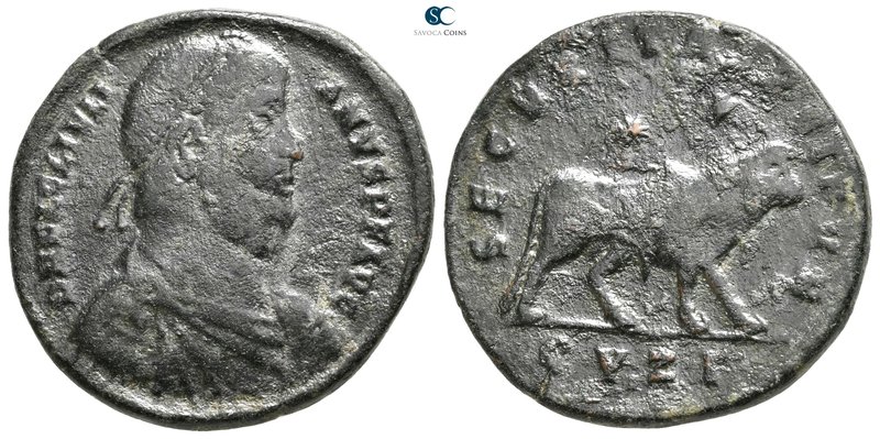 Julian II AD 360-363. Cyzicus
Double Maiorina Æ

27 mm., 9,46 g.



nearl...