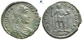 Theodosius I AD 379-395. Nicomedia. Follis Æ