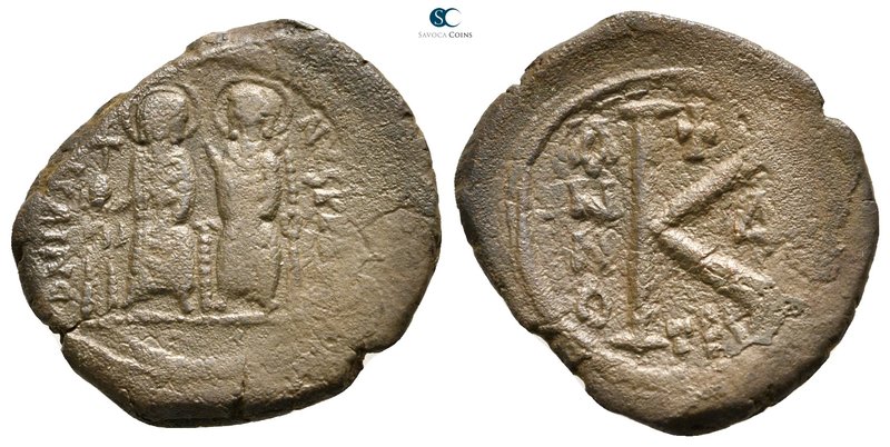 Justin II and Sophia AD 565-578. Thessalonica
Half follis Æ

23 mm., 6,19 g....