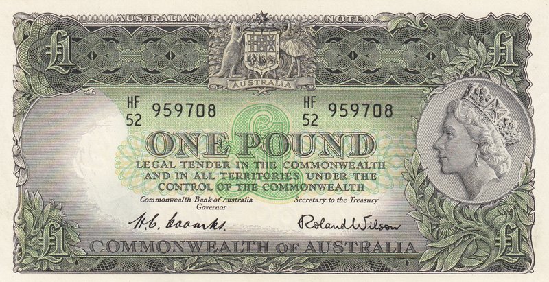 Australia, 1 Pound, 1953, AUNC, p30
Queen Elizabeth II portrait, serial number:...
