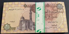 Egypt, 1 Pound, 2016, UNC, p50, BUNDLE
100 consecutive banknotes
Estimate: 20-40