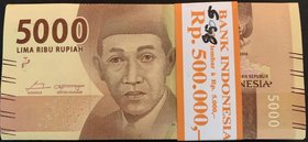 Indonesia, 5.000 Rupiah, 2016, UNC, p156, BUNDLE
100 banknotes in series; serial number of the last banknote: FAB 036999
Estimate: 50-100