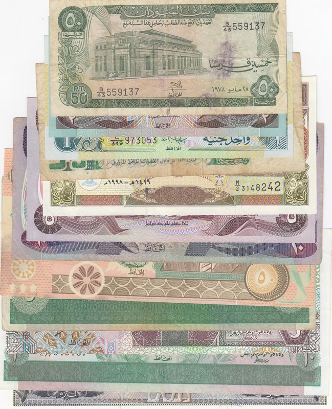 Mix Lot, Total 12 "ARABIAN COUNTRY" banknotes lot
Syria, 50 Pounds, 1998, Aunc;...