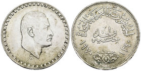 Egypt. 1 libra. 1390 H (1970). (Km-425). Ag. 25,08 g. Minor nick on edge. XF. Est...25,00.