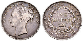 British India. Victoria Queen. 1 rupia. 1840. Calcutta. (Km-458.1). Ag. 11,41 g. Tone. Almost VF. Est...40,00.