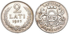 Latvia. 2 lati. 1925. (Km-8). Ag. 9,99 g. Almost XF. Est...30,00.