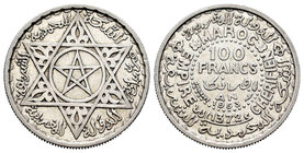 Morocoo. Mohamad V. 100 francos. 1953 (1372 H). Paris. (Km-Y52). Ag. 4,01 g. Choice VF. Est...40,00.